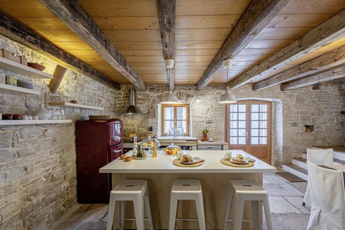 Una In Kranjcici - Haus Fuer 5-6 Personen Svetvinčenat Eksteriør bilde